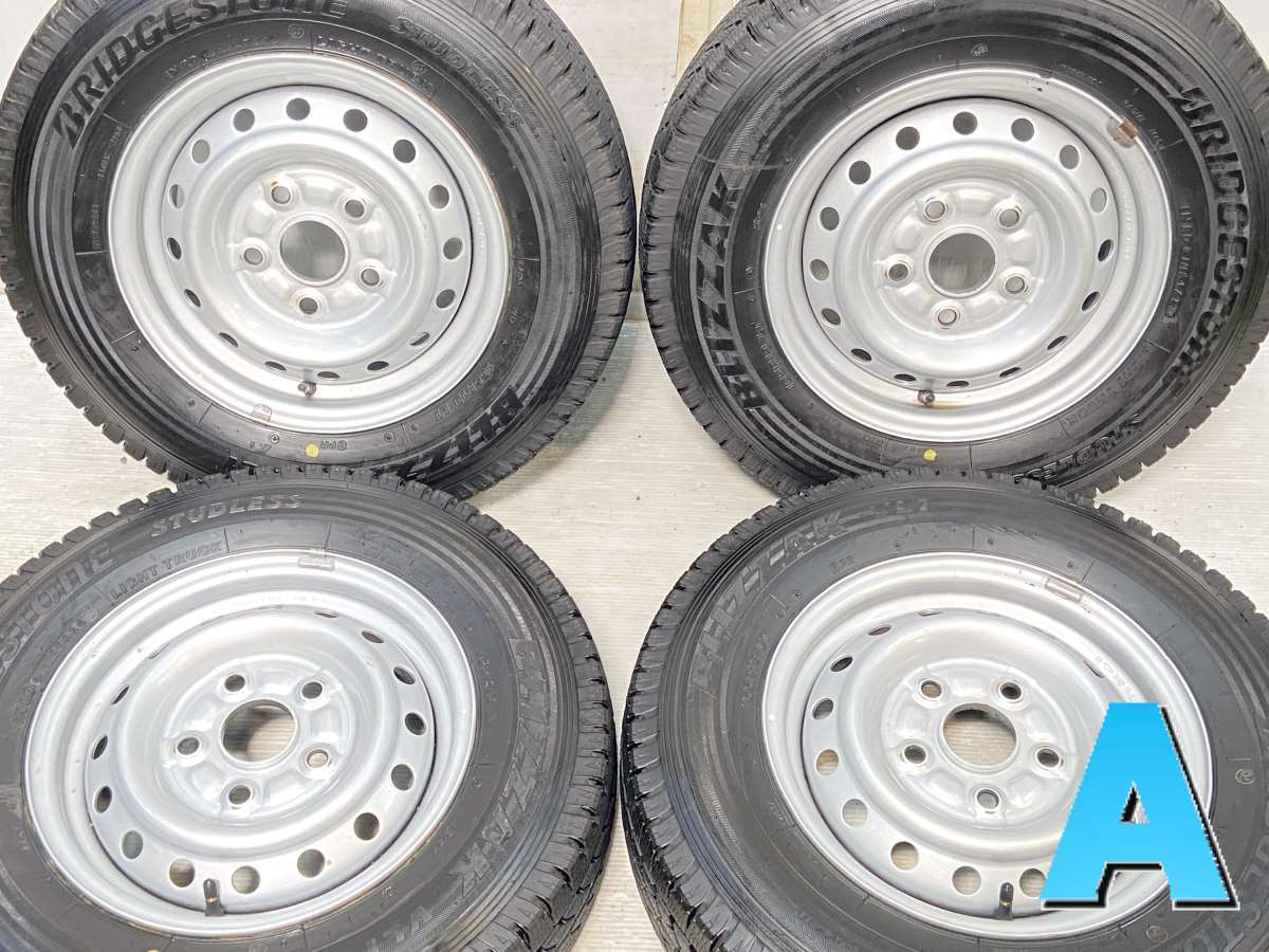 中古タイヤ スタッドレスタイヤ ホイールセット 4本セット 165R13 8PR ダイハツ純正 13x5.0 114.3-5穴 ブリヂストン ブリザック VL1_画像1