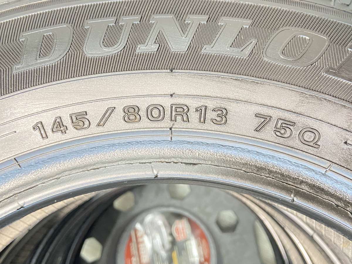 中古タイヤ スタッドレスタイヤ 4本セット 145/80R13 ダンロップ ウィンターマックス WM02_画像5