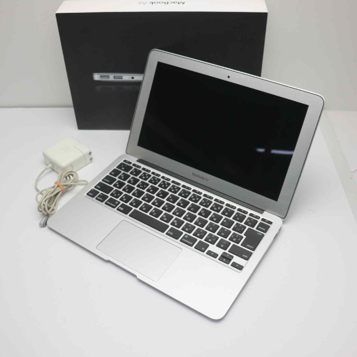 美品 MacBook Air 2011 11インチ 第2世代 Core i5 4GB SSD 128GB