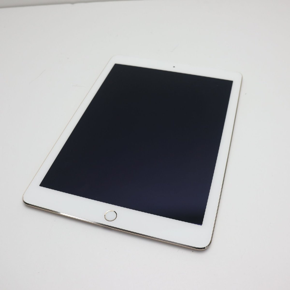 超美品 docomo iPad Air 2 Cellular 64GB ゴールド 即日発送 タブレットApple 本体 あすつく 土日祝発送OKのサムネイル