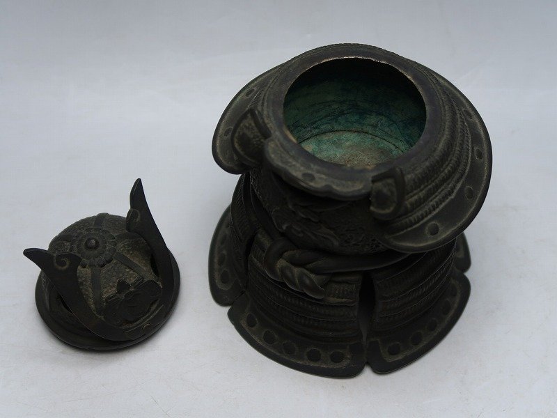 【青】102509古銅製　兜香炉　明治金工　東洋彫刻_画像3