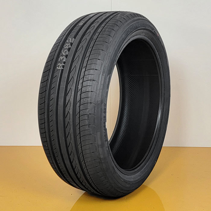 【2022年製】 YOKOHAMA 215/45R18 89W ADVAN dB V551V アドバン デシベル ヨコハマタイヤ サマータイヤ 夏タイヤ ラジアル 4本セット_画像3