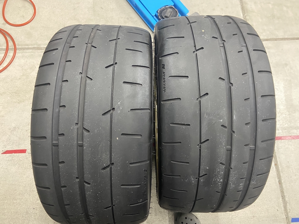 ☆ ほぼ新品2本セット ☆ 一般道で100キロ走行のみ ヒゲ残 NANKANG