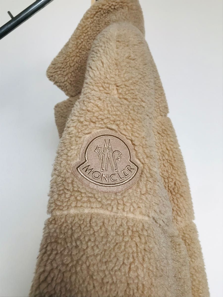 【美品】MONCLER ★ ボア ダウンコート ★ BAGAUD