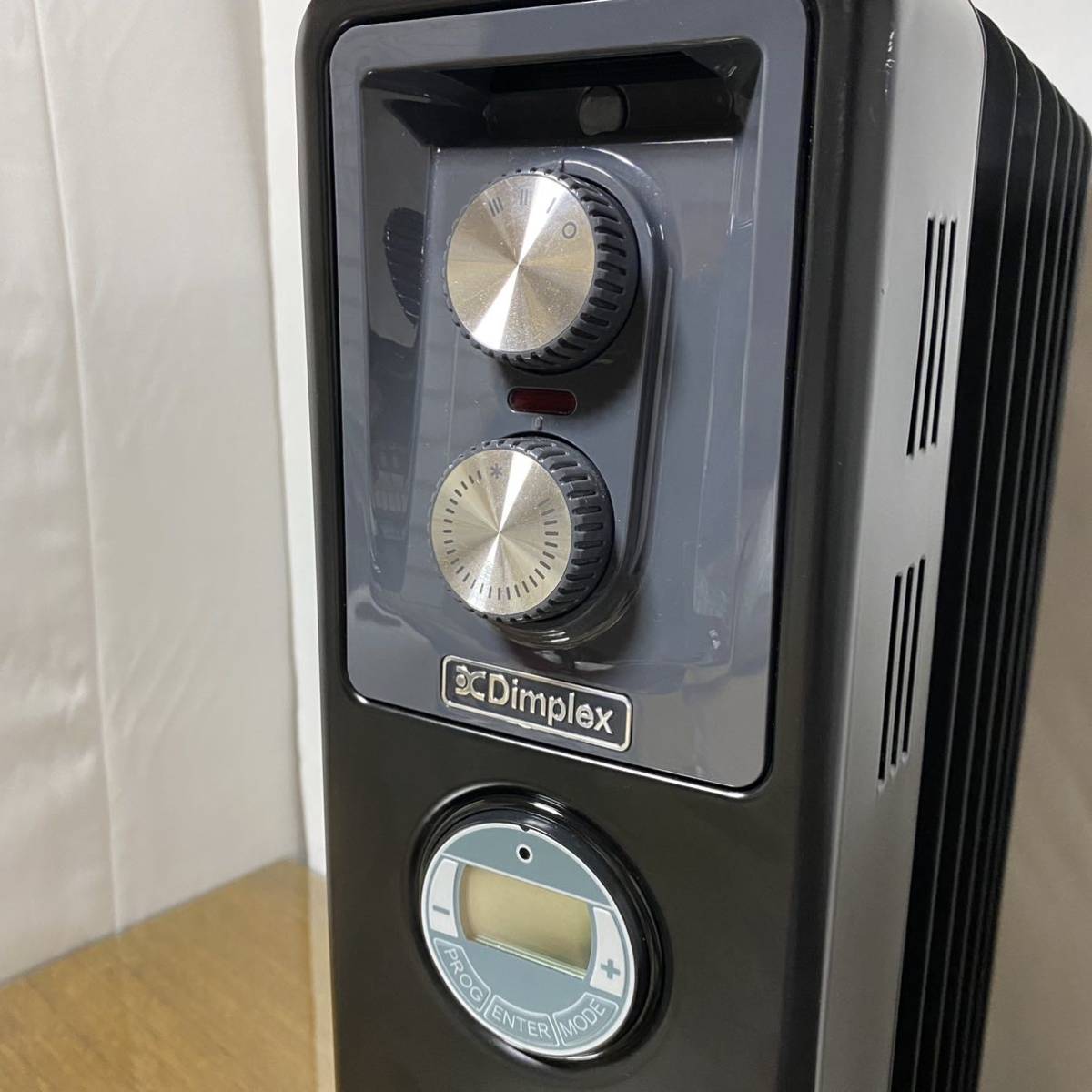 美品 Dimplex B03 ECR12TIEB オイルヒーター-