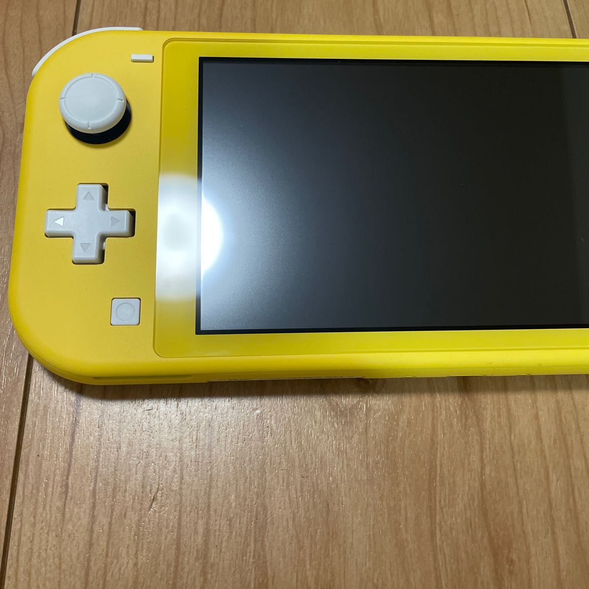 10241【2022年製】Nintendo Switch liteイエロー 美品 欠品なし 10241【2022年製】Nintendo Switch liteイエロー 美品 欠品なし