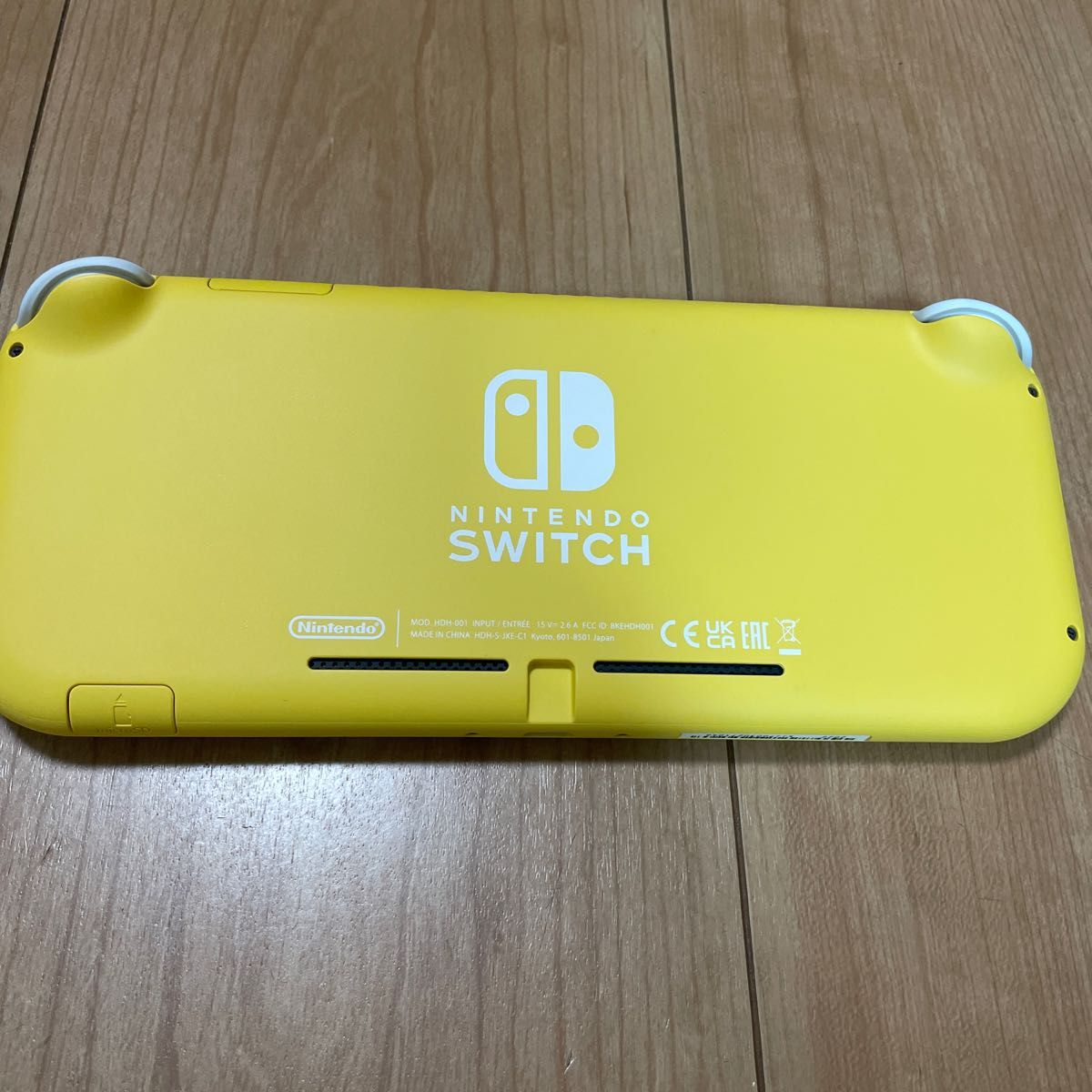 10241【2022年製】Nintendo Switch liteイエロー 美品 欠品なし 10241【2022年製】Nintendo Switch liteイエロー 美品 欠品なし