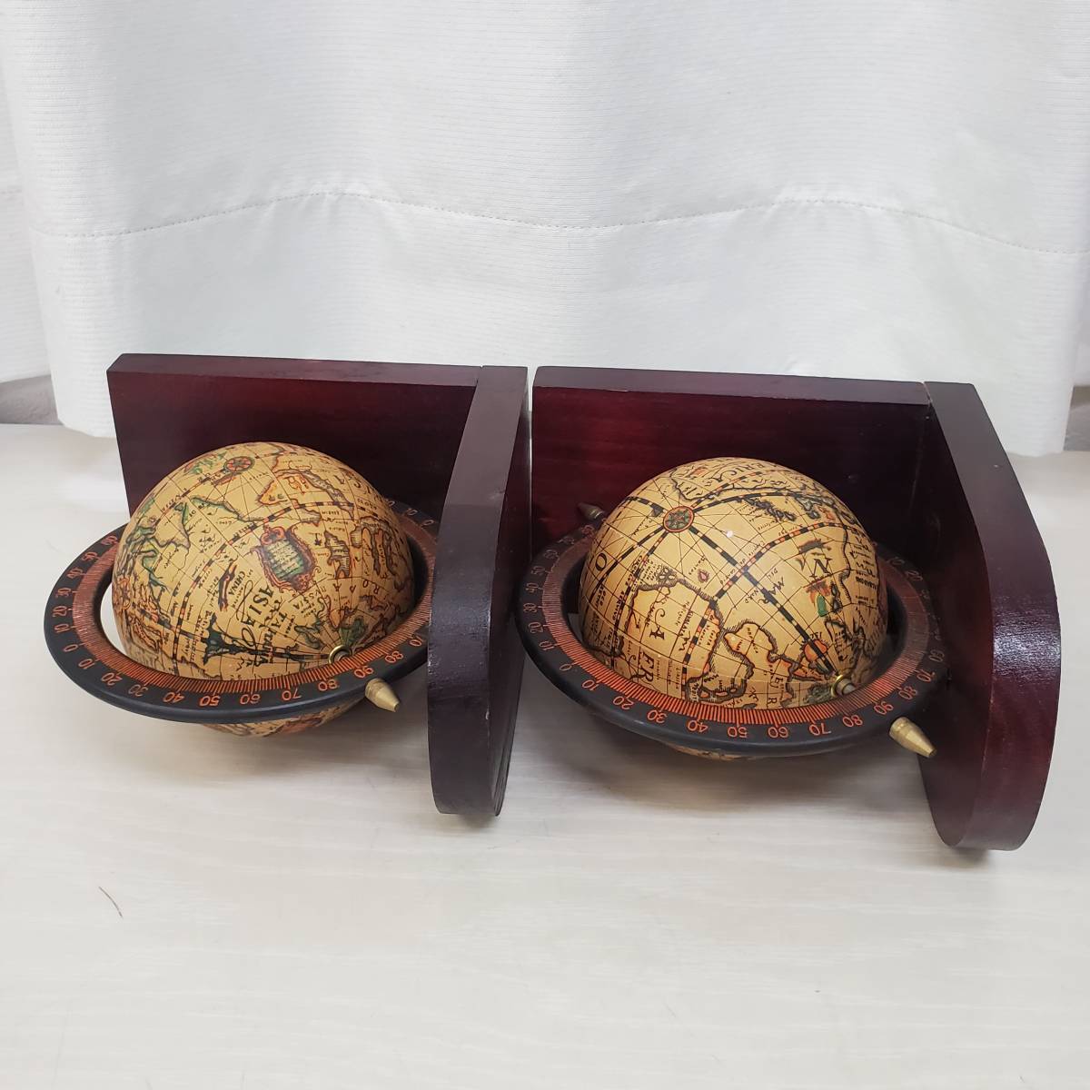 1020-204□ANCIENT MARINER GLOBE BOOK END ブックエンド 地球儀 収納用品 雑貨 箱あり 汚れ有 現状品 簡易梱包_画像5