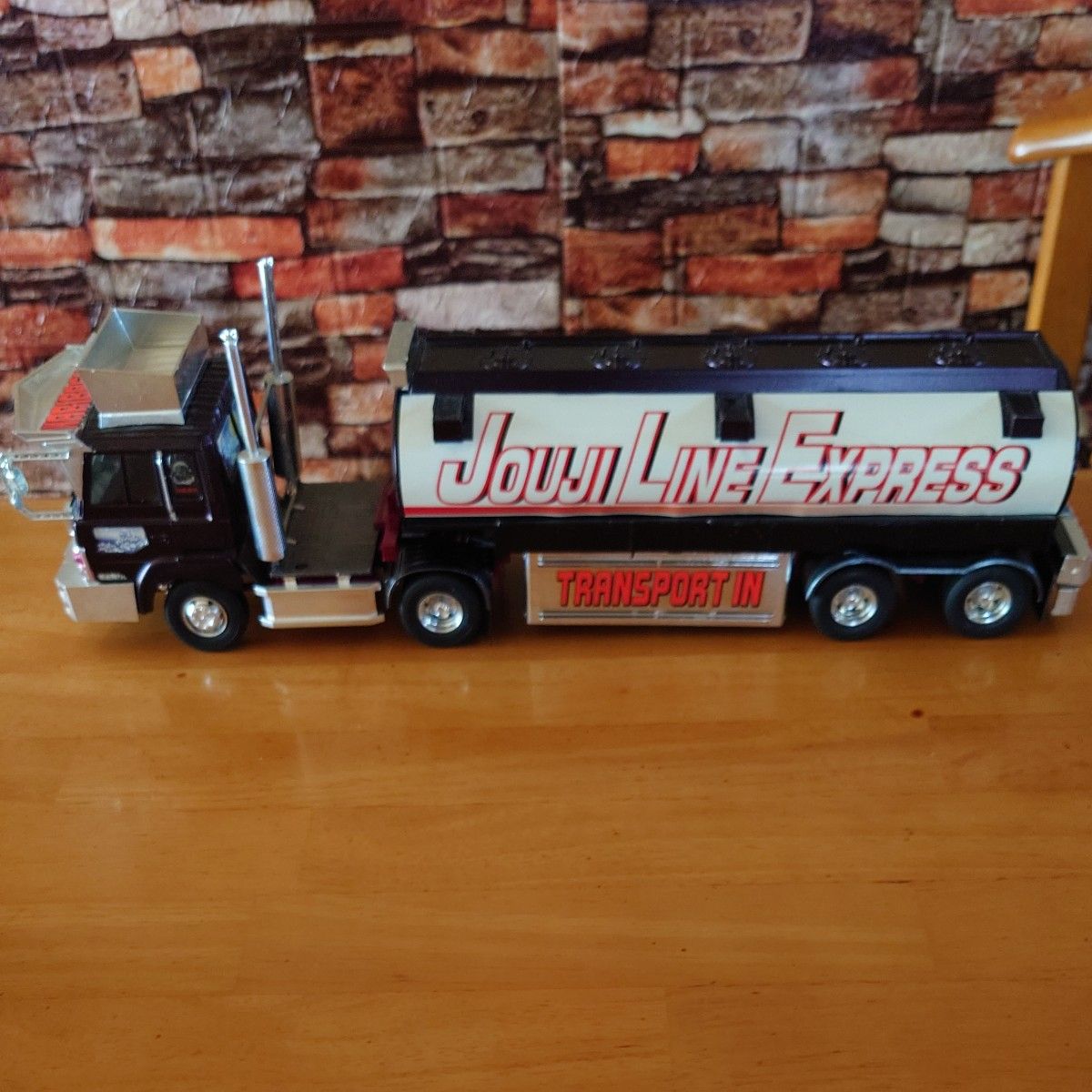 完成品 アオシマ デコトラ 1/32|Yahoo!フリマ(旧PayPayフリマ) 完成品 アオシマ デコトラ 1/32|Yahoo!フリマ(旧PayPayフリマ)