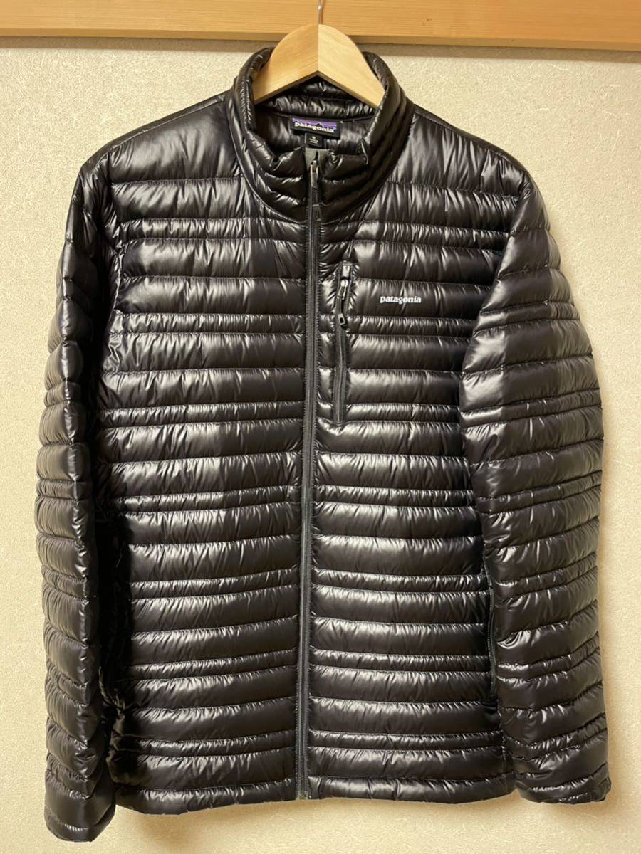 【美品】Patagonia ウルトラライトダウン 黒 Mサイズ 品番84757FA15 パタゴニア_画像1