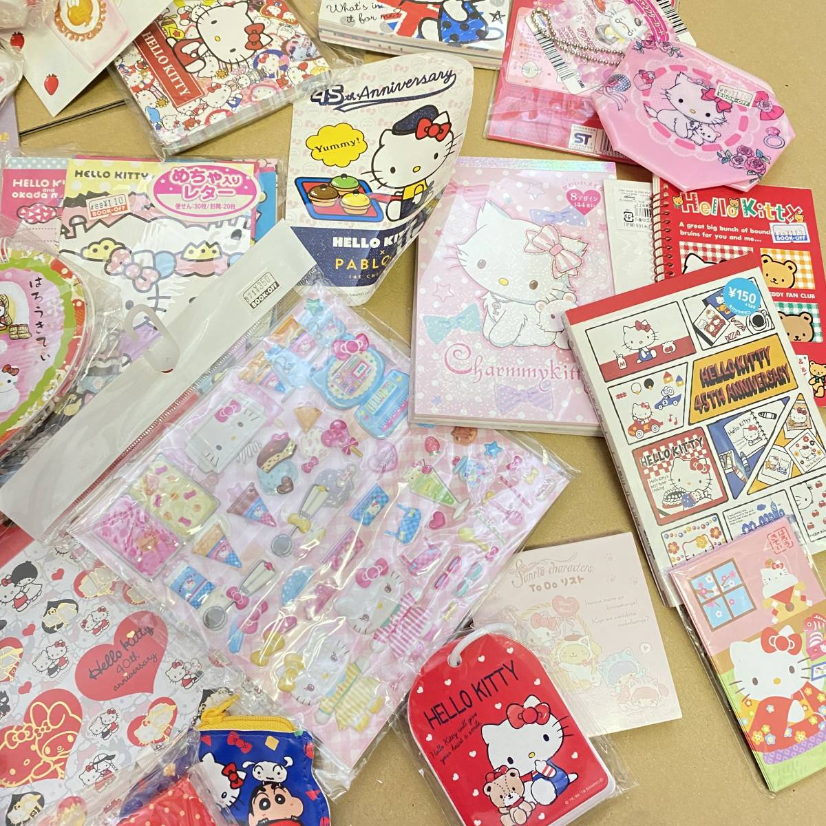 △ Sanrio サンリオ ハローキティ キティちゃん グッズ 大量まとめ