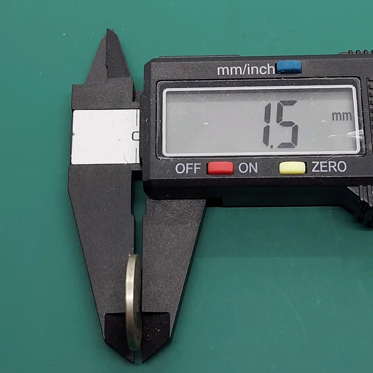 51021】中国古銭 中華民国25年 伍分 蒋介石 18.4×1.5㎜ 3.01g 二 51021】中国古銭 中華民国25年 伍分 蒋介石 18.4×1.5㎜ 3.01g 二