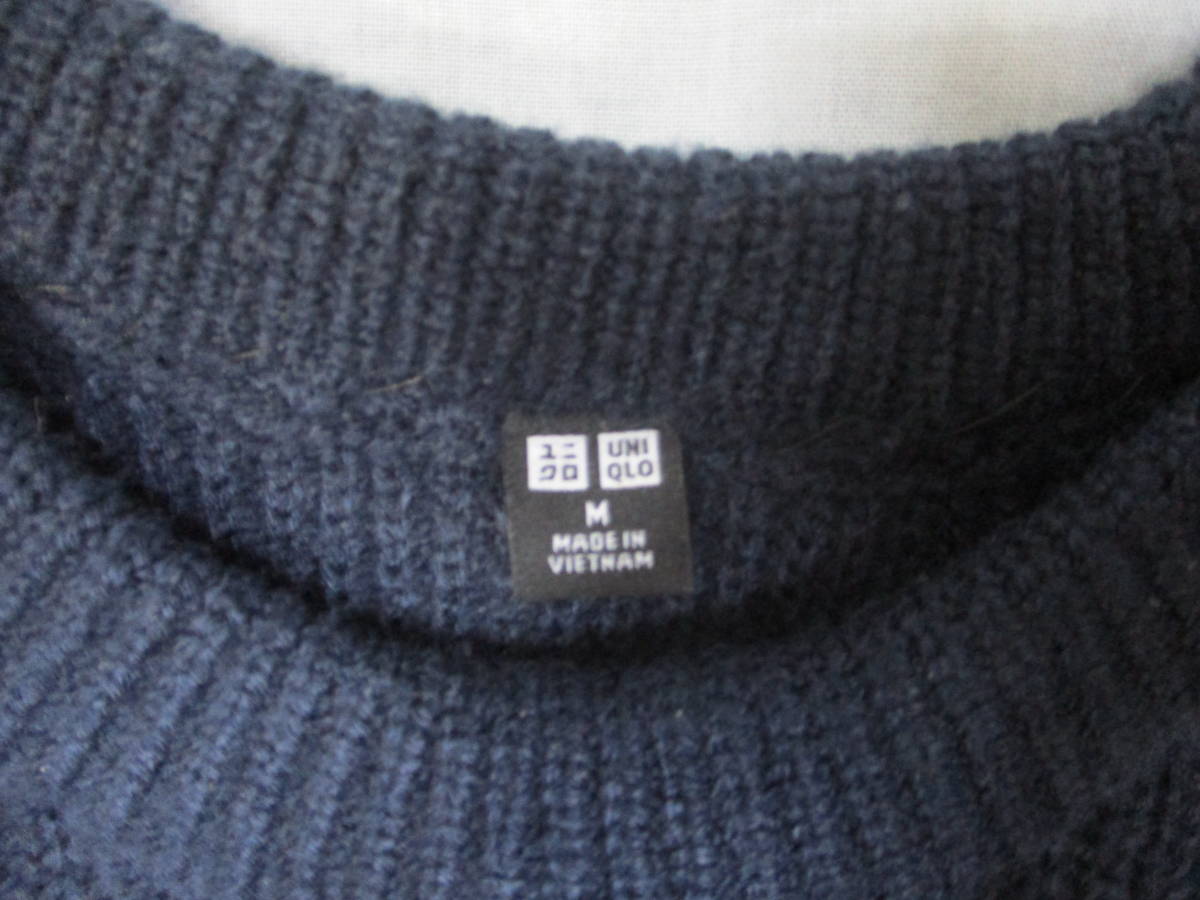 ユニクロ　ミドルゲージモックネックセーター（長袖）　ＮＡＶＹ　Ｍサイズ　453762_画像6