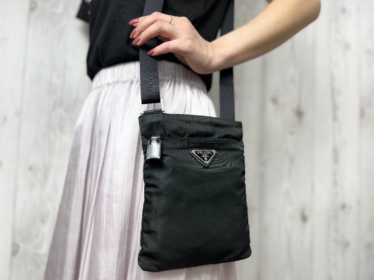 魅了 サコッシュ ショルダーバッグ テスート プラダ PRADA 極美品