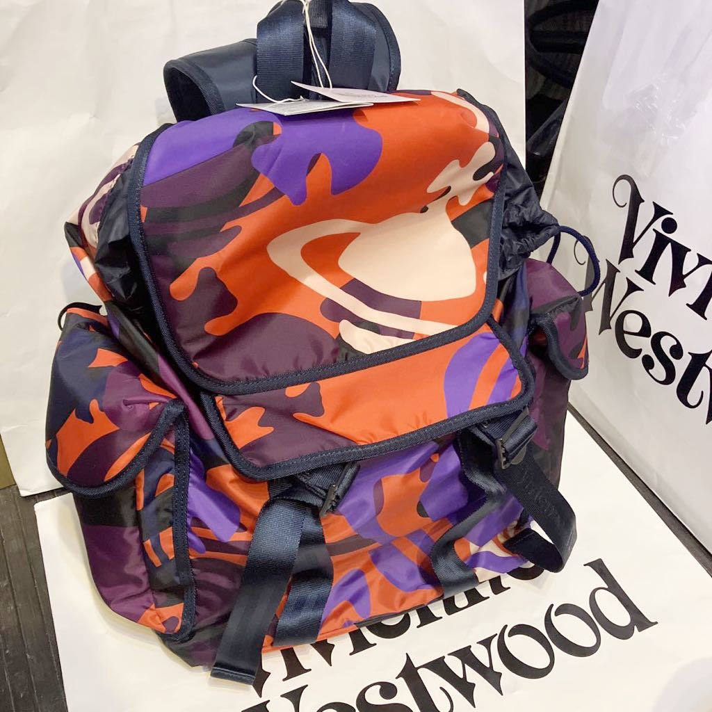 送料込●新品● Vivienne Westwood 大容量リュックサック オーブ柄 赤青マルチ ヴィヴィアンウエストウッド  横32×高40×マチ17cm ビビアン