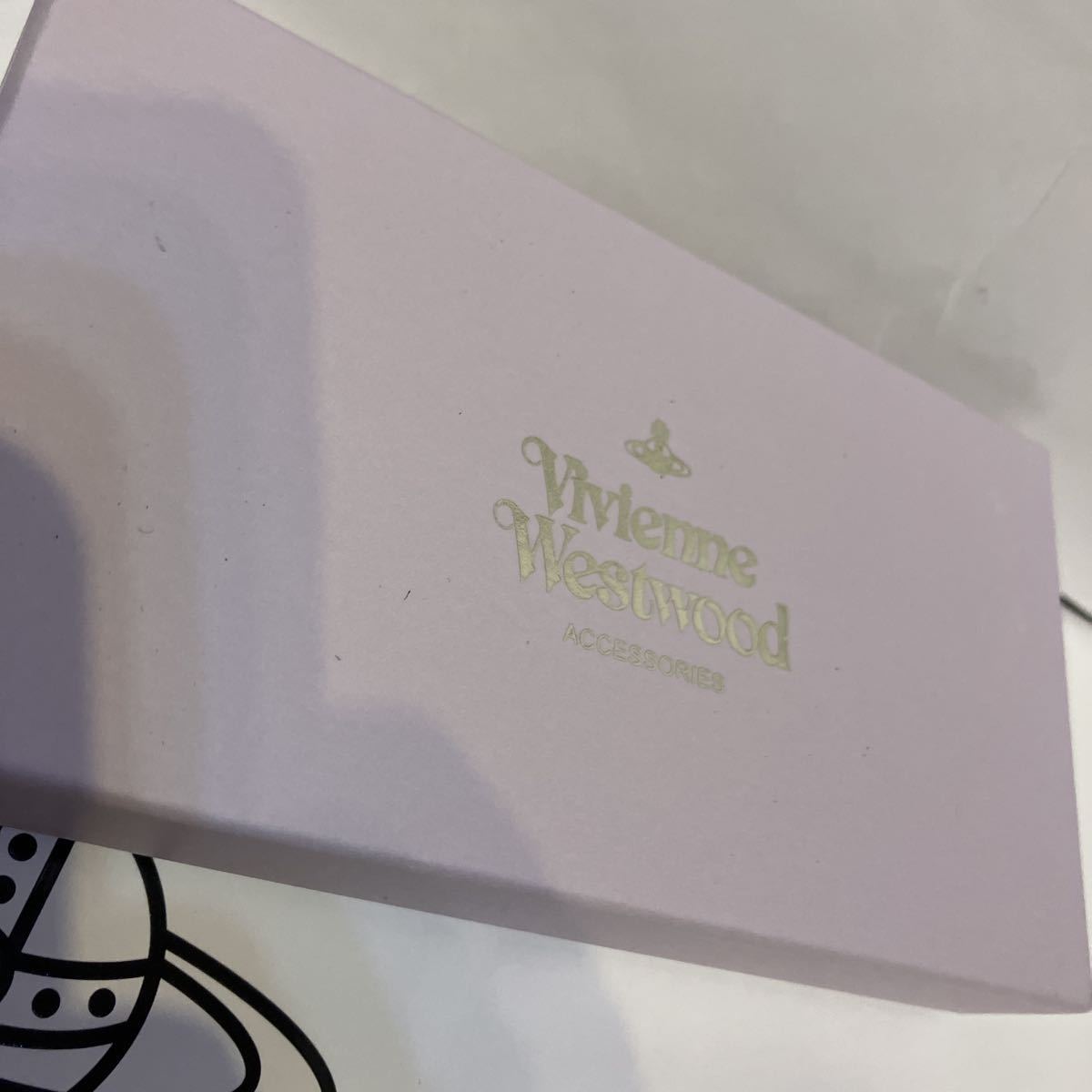 送料込●新品●箱付 価14300円 Vivienne Westwood スマホケース ワールドトラベルA iPhone7 8 SE2 3同等サイズ対応 手帳型 ヴィヴアン_画像4