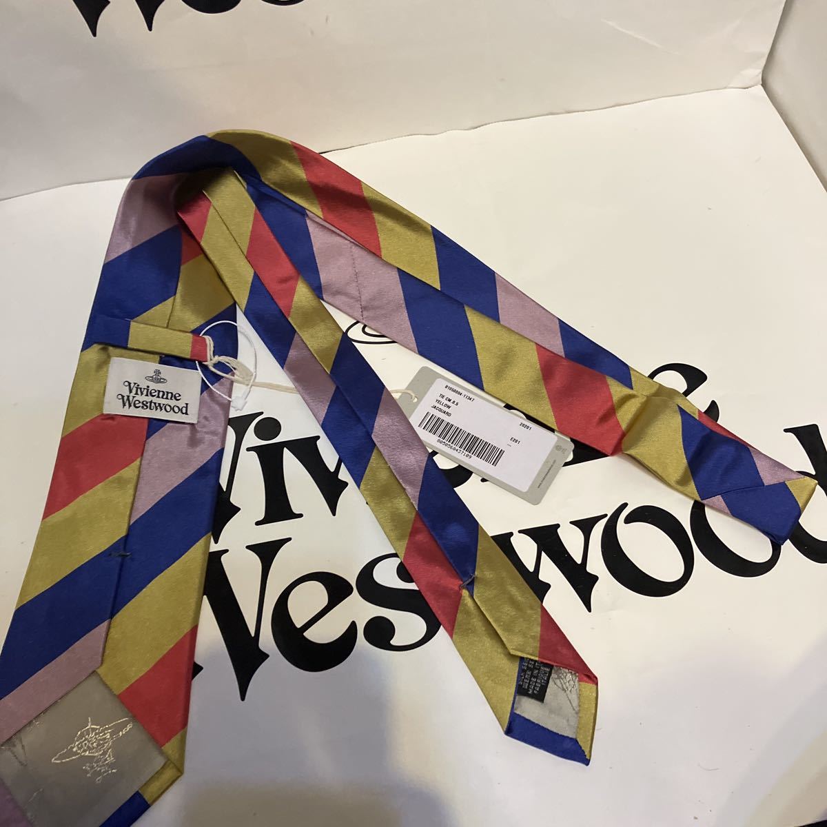 送料込●新品●Vivienne Westwood イタリア製 ネクタイ 金青灰赤 シルク100% 剣先8.5㎝ レジメンタル ヴィヴィアンウエストウッド ビビアン