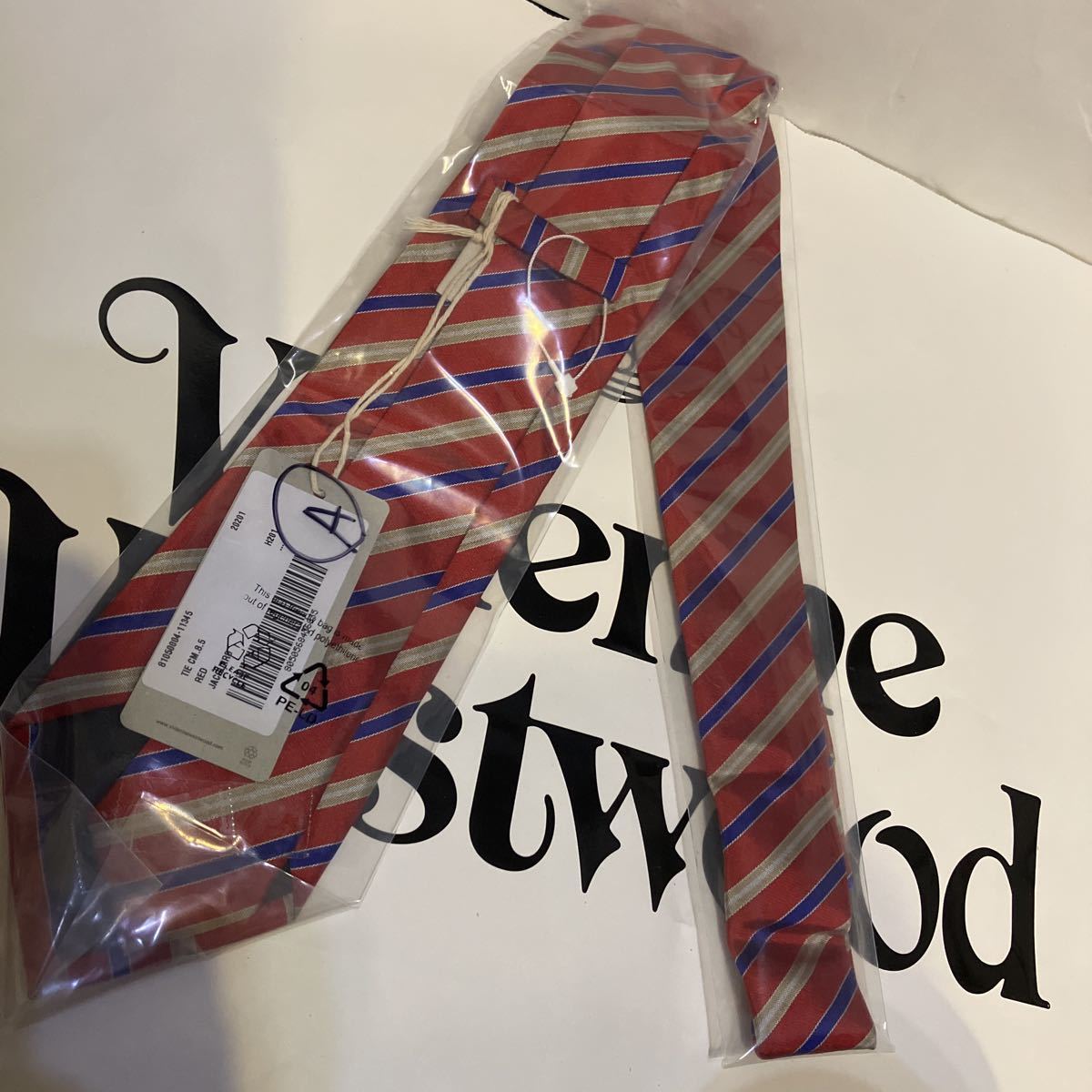  стоимость доставки включена  ● новый товар ●...19800  йен Vivienne Westwood  Италия  пр-во    галстук   красный  синий A ...100% ...8.5㎝ ... талия  дерево   ...