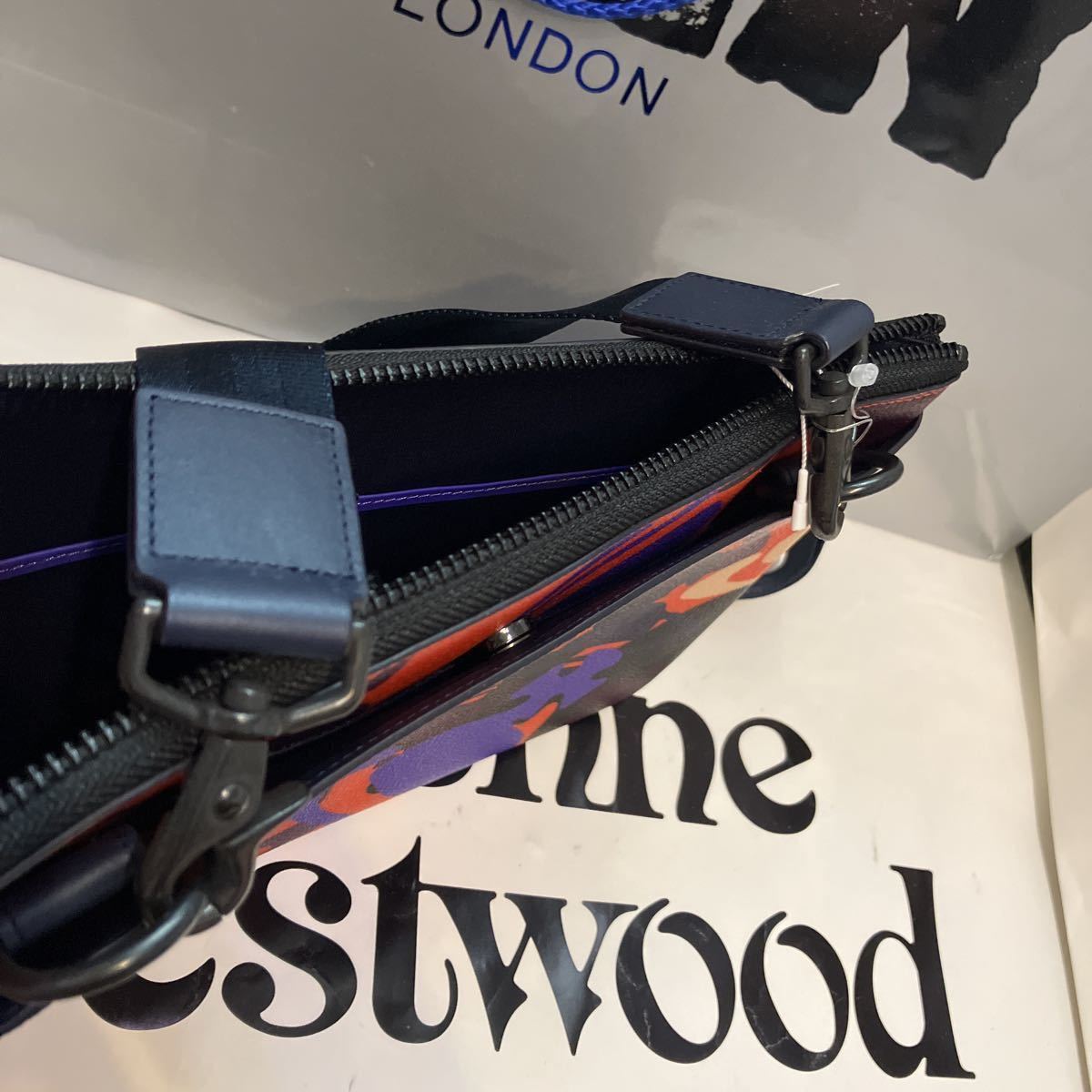 送料込●新品●価29700円 Vivienne Westwood サコッシュバッグ オーブ柄 赤青マルチC 塩ビ×牛革 ヴィヴィアンウエストウッド ビビアン_画像5