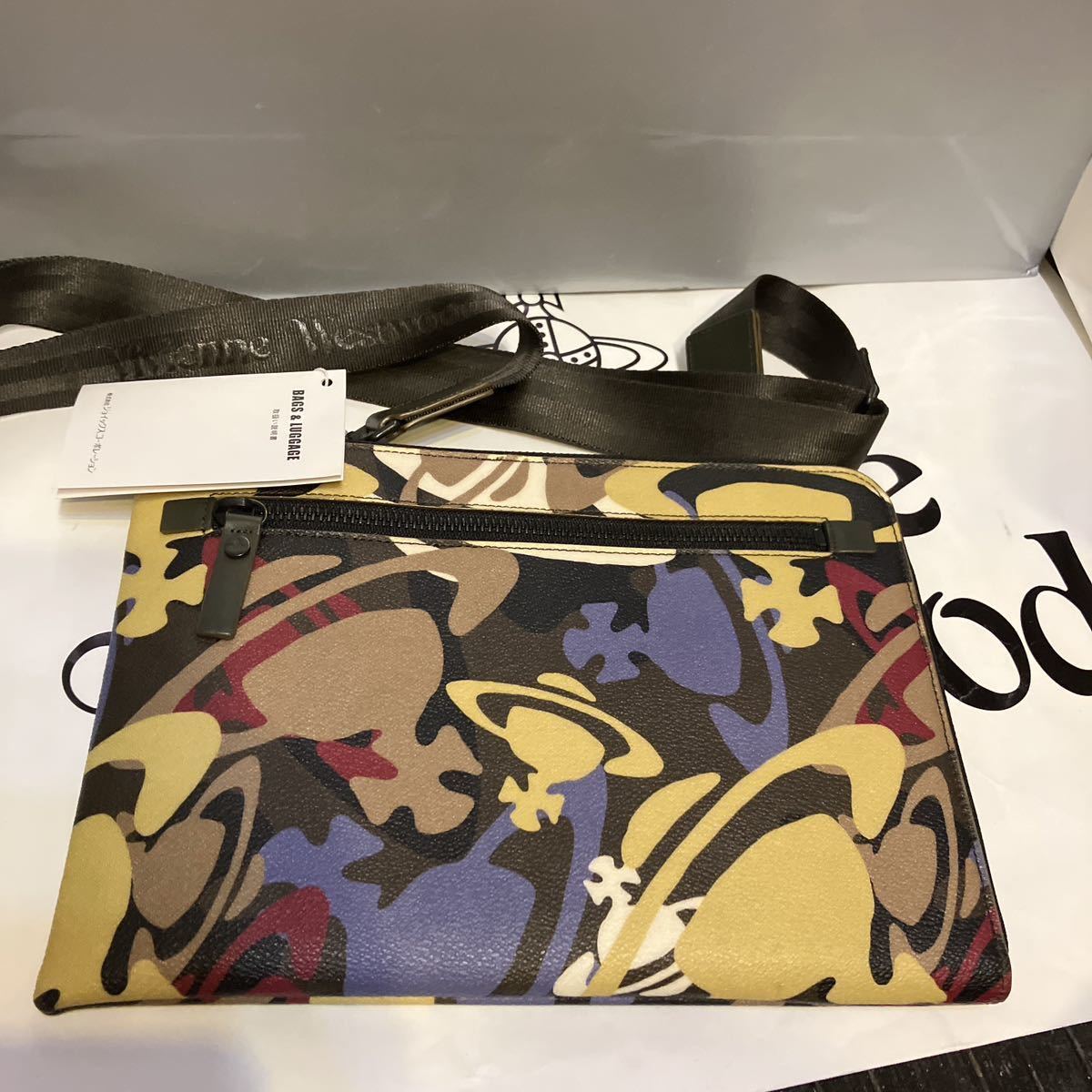 送料込●新品●価29700円 Vivienne Westwood サコッシュバッグ オーブ柄 茶色系マルチB 塩ビ×牛革 ヴィヴィアンウエストウッド ビビアン_画像2