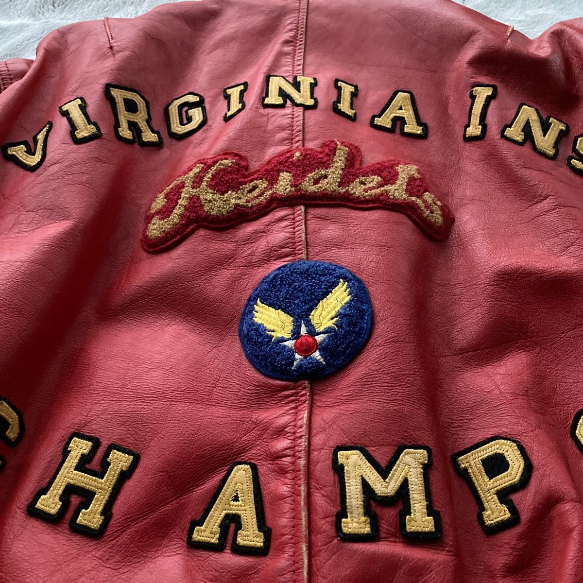 超希少　AVIREX レザージャケット VIRGINIA CHAMPS 赤革　スタジャン VARSITY ヴィンテージ