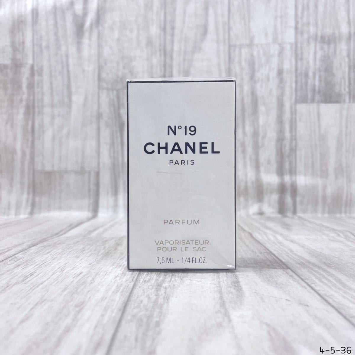 CHANEL　シャネル　N°19　パルファムヴァポリザター　7.5ml　4-5-36_画像1