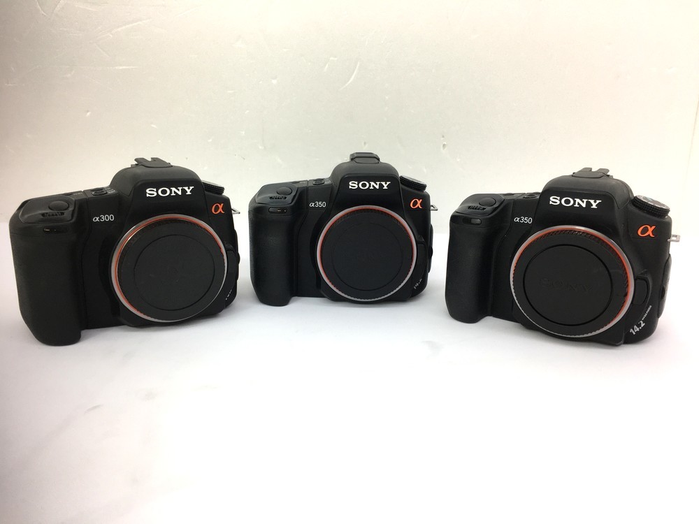 ●【同梱不可】【60】ジャンク品 SONY ソニー DSLR-A300 DSLR-A350 デジタル一眼カメラ α300 α350 本体のみ 3台セット_画像1