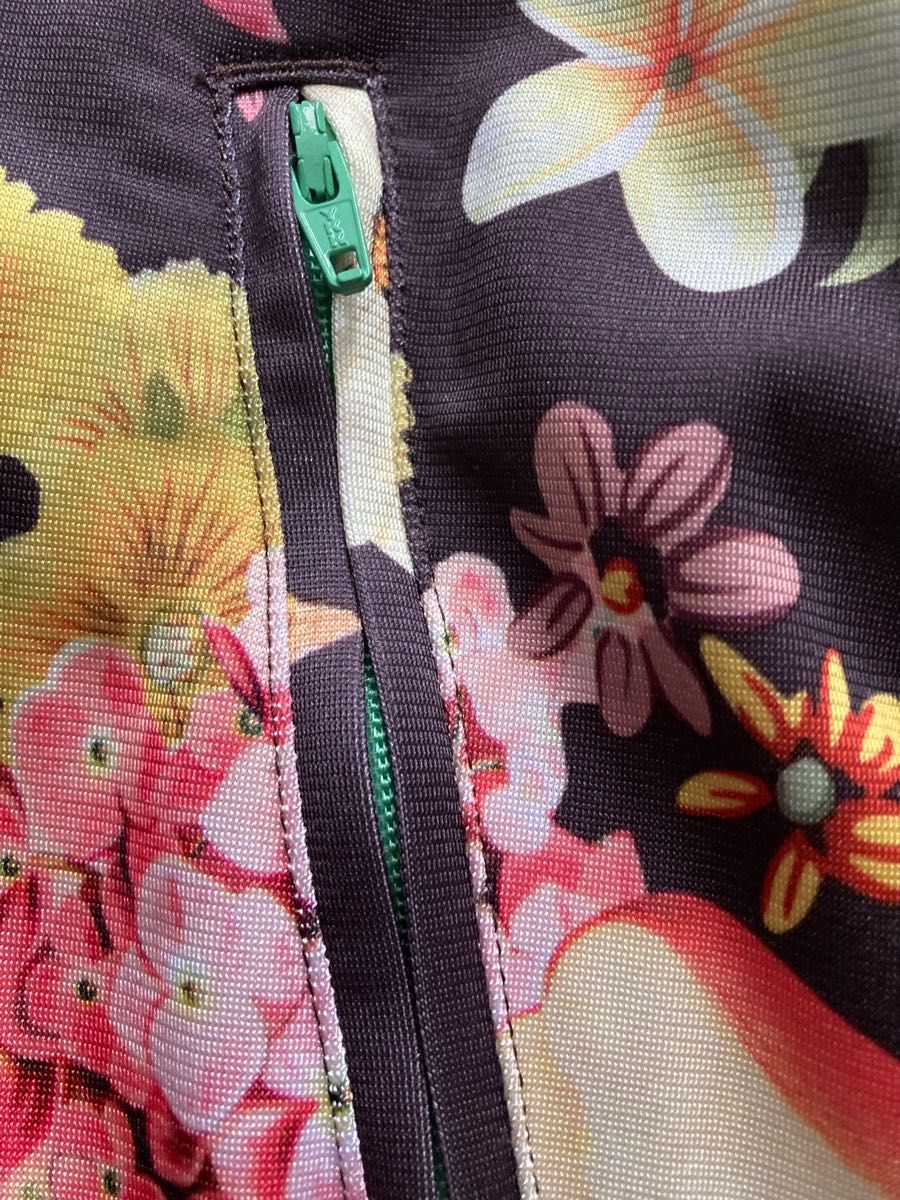 れいちゃん【希少✨】adidasファームフルーツボウル ジャージ花柄 adidas】希少 ファームフルーツボウル ジャージ 花柄 ボタニカル