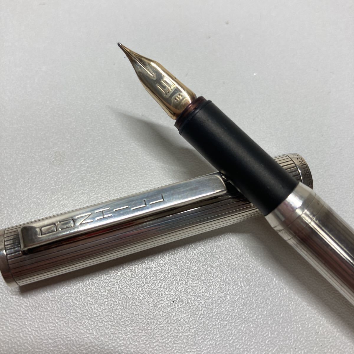 ダンヒル DUNHIL スターリングシルバー SV925 万年筆 ペン先 14K 585 ダンヒル DUNHIL スターリングシルバー SV925 万年筆 ペン先 14K 585