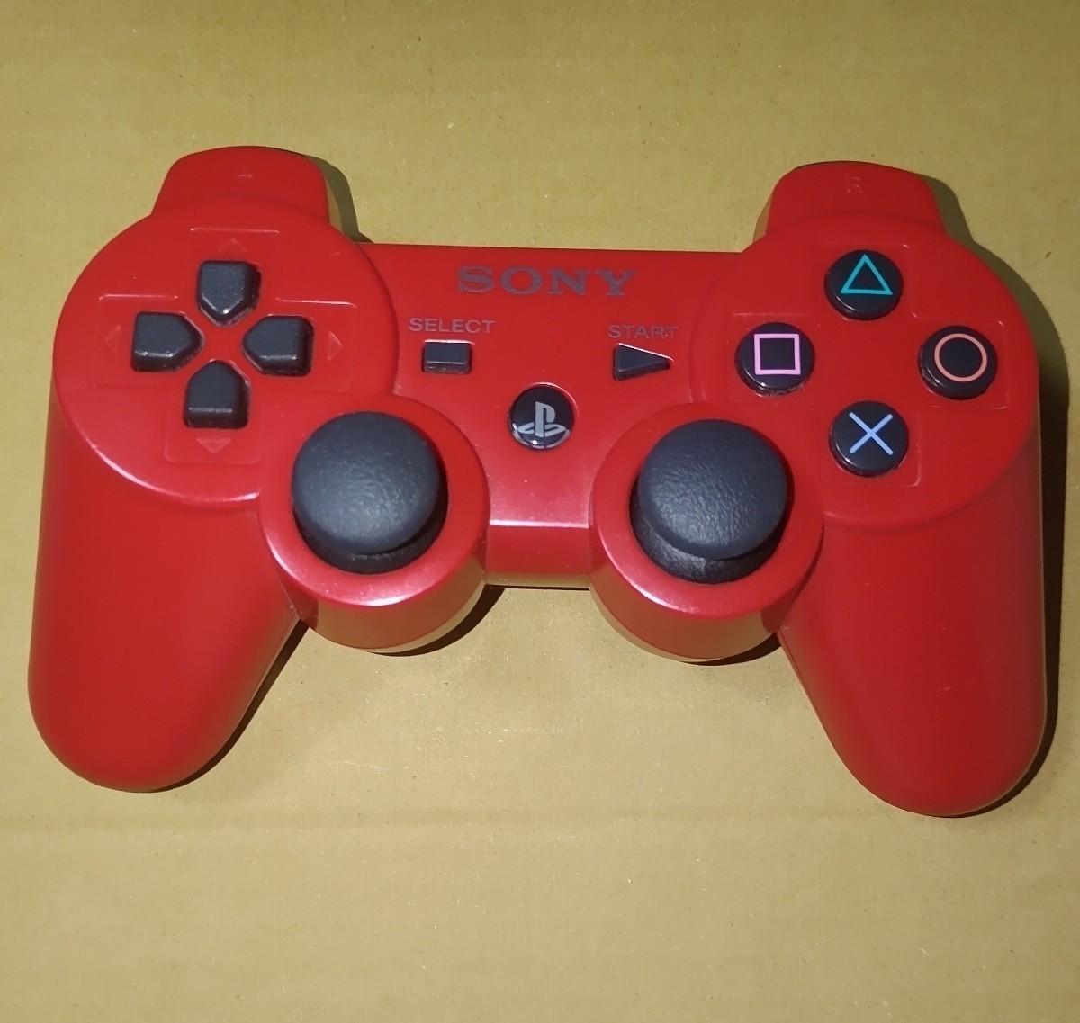 PS3コントローラー　レッド　プレステ3　DUALSHOCK3　①