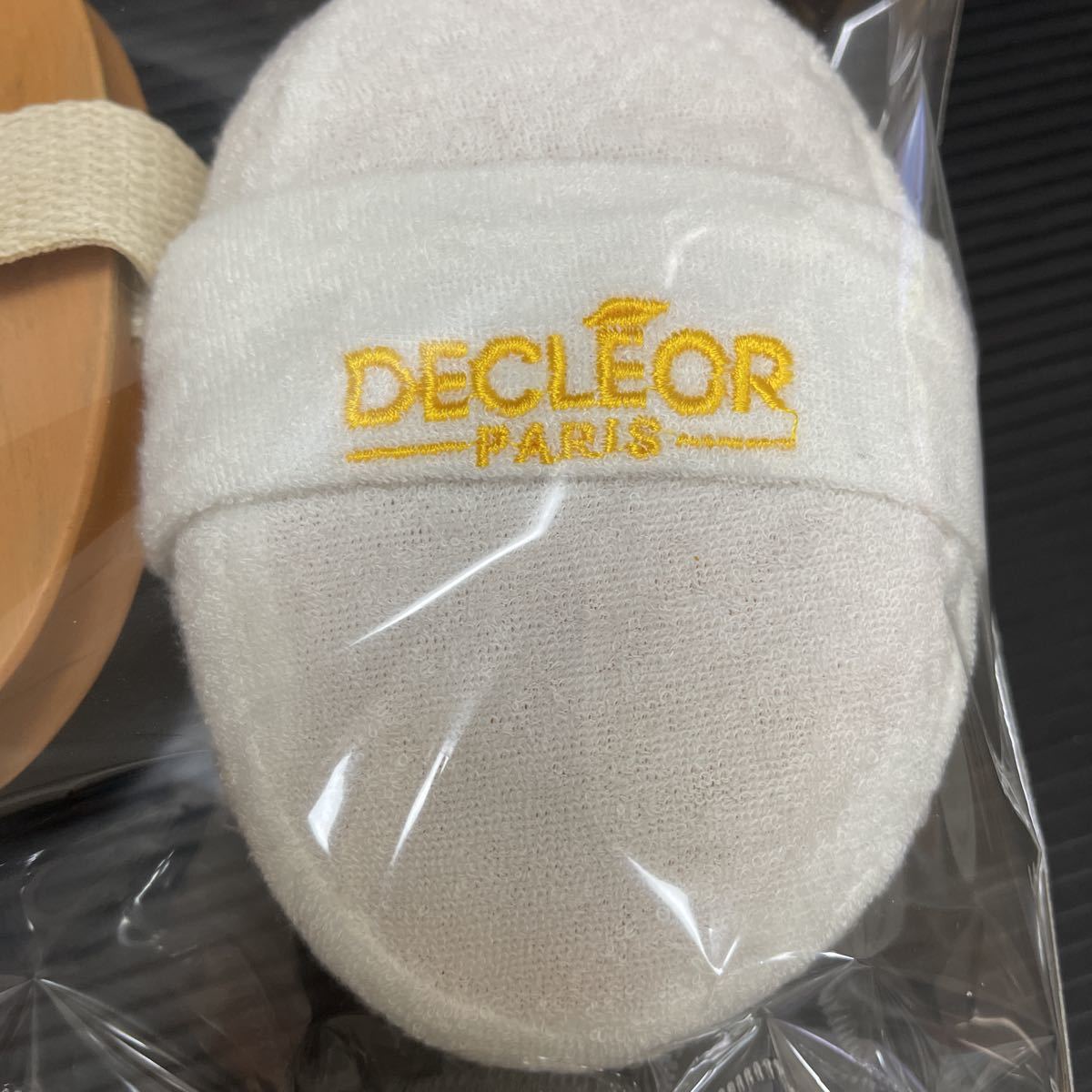 DECLEOR PARIS 木製 フェイスマッサージ　木製ボディクライバーブラシ　ヘチマ？ボディスポンジ　軽石　デクレオール