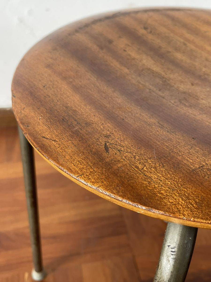  Northern Europe Denmark Vintage cheeks dot stool start  gold ground Vintage Mid-century Fritz Hansen 1