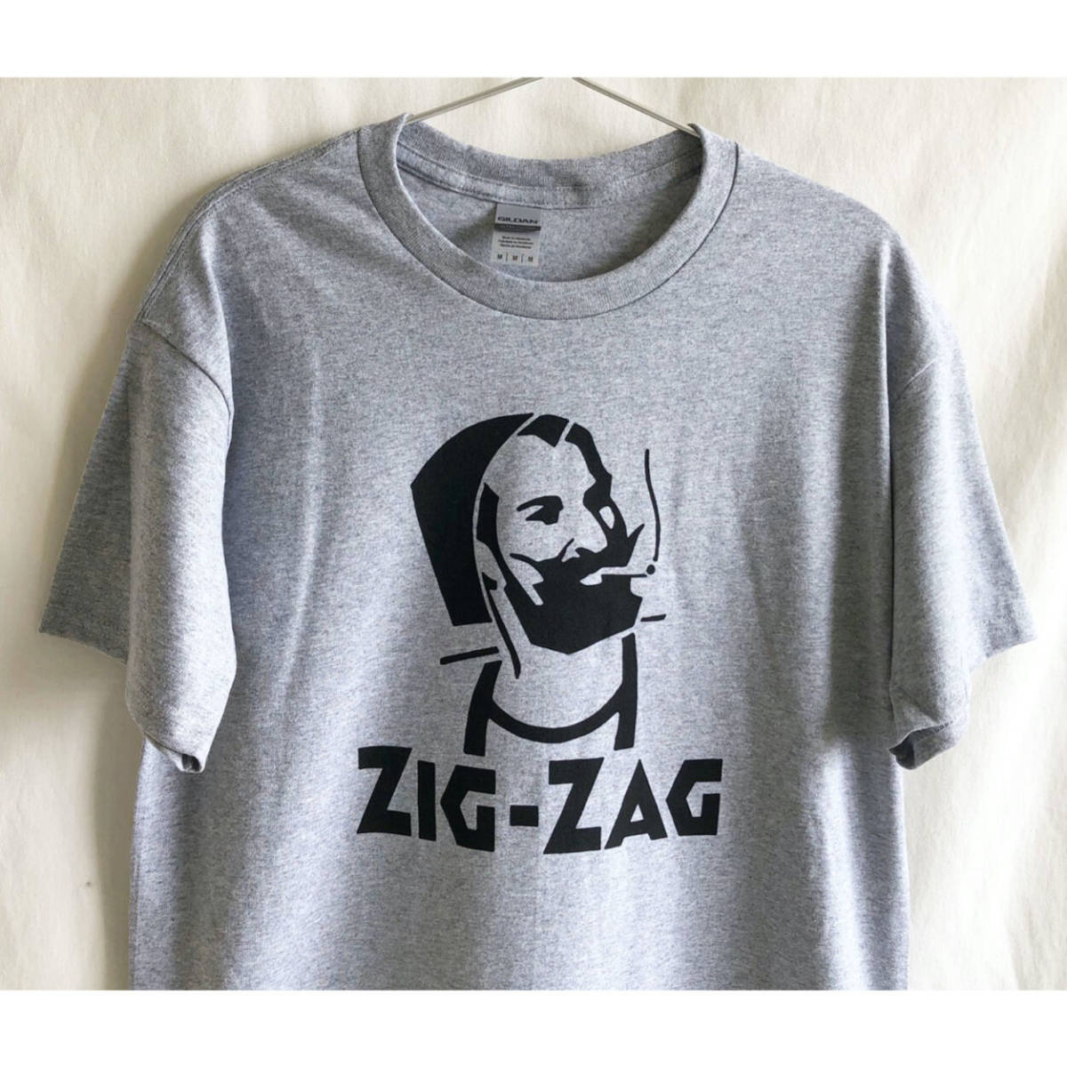 即決 /再入荷【海外買付/新品】ZIG ZAG Tシャツ/ヘザーグレイ/Lサイズ/巻きタバコ/ジョイント/GILDAN/ZIG ZAG MAN/激レア (luz.zz.t.g)_画像6