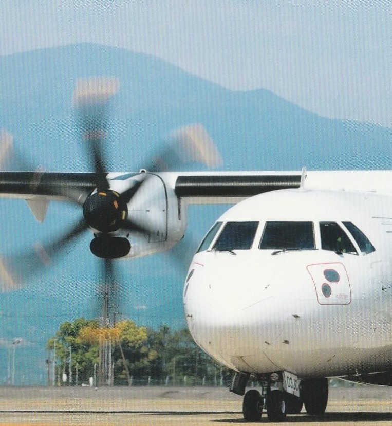 ** airport unknown *[ATR42-600] newest . turbo Pro p machine *JAL machine * picture postcard * aircraft *