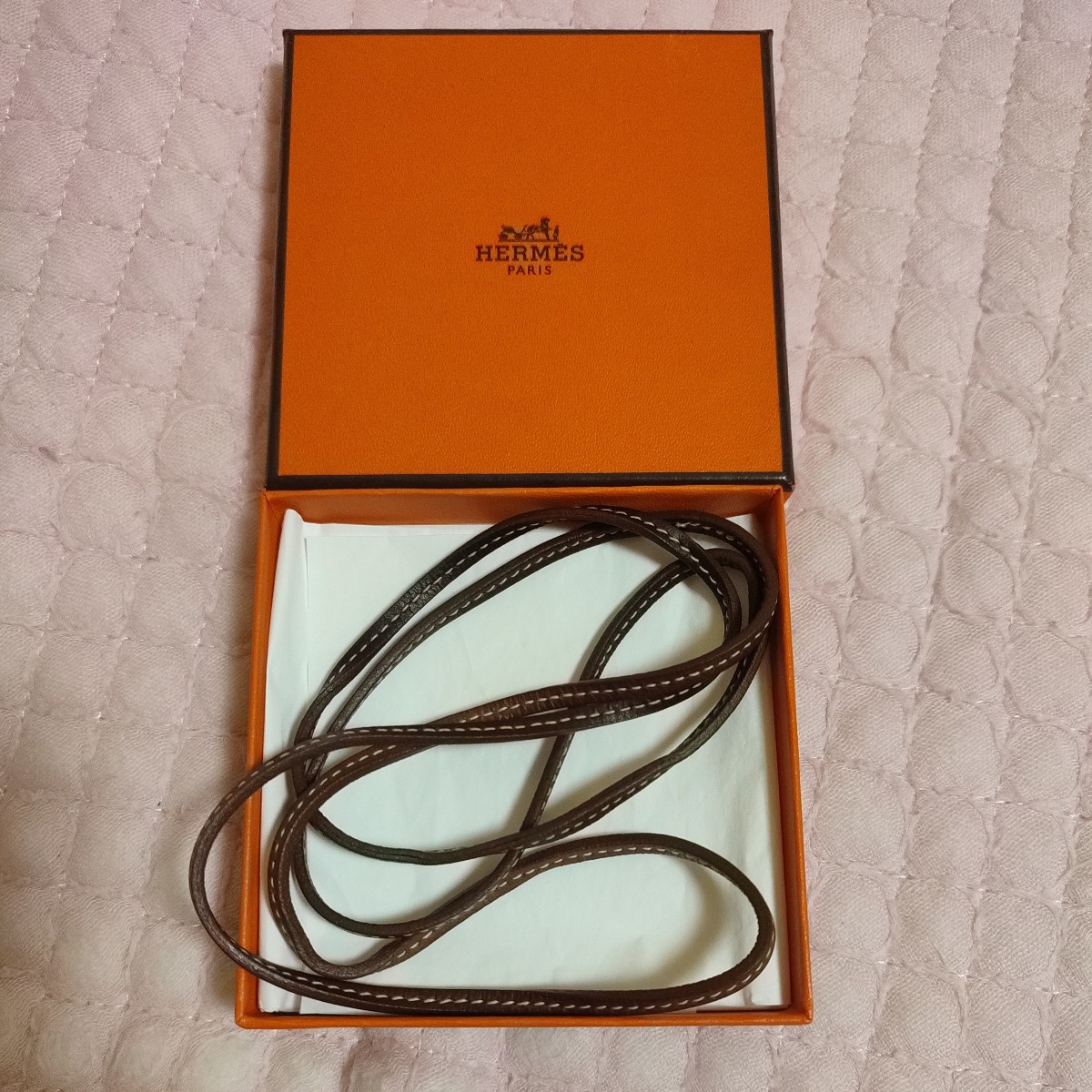 通販激安】 HERMES エルメス ネックレス チョーカー 革紐 ブラウン 箱