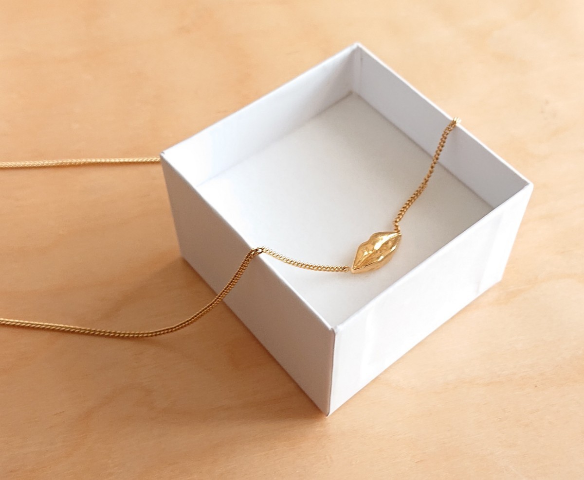  new goods *WOUTERS&HENDRIXuta-z& hand liks necklace Y36300. Gold silver 925 ash .- France h,pfrance