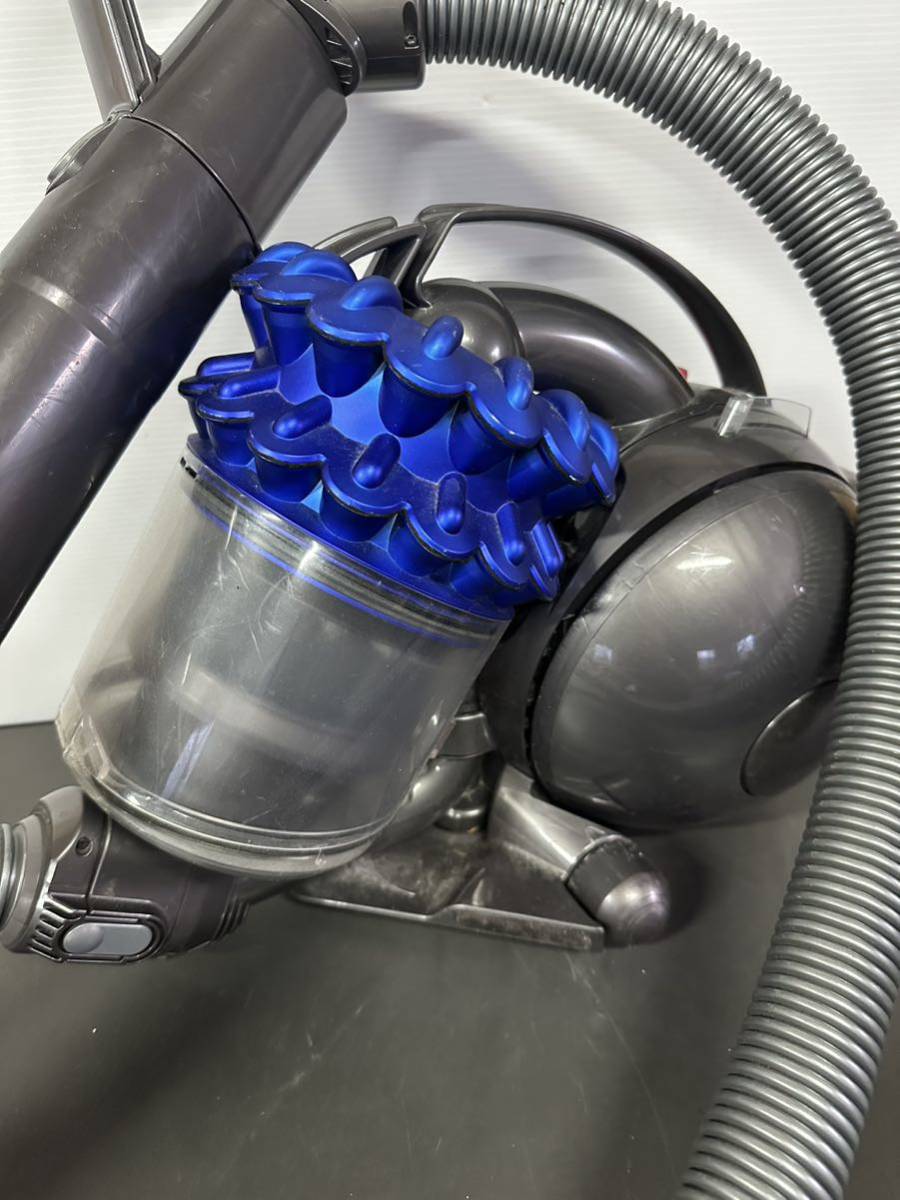 Dyson ダイソン DC46 キャニスター型 サイクロンクリーナー 掃除機 伸縮ノズル　ダイソンボール_画像2