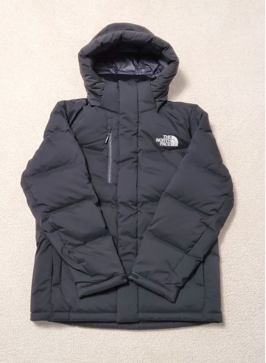 THE NORTH FACE ノースフェイス ロゴ 新品 ダウンジャケット XL THE NORTH FACE ノースフェイス ロゴ 新品 ダウンジャケット XL