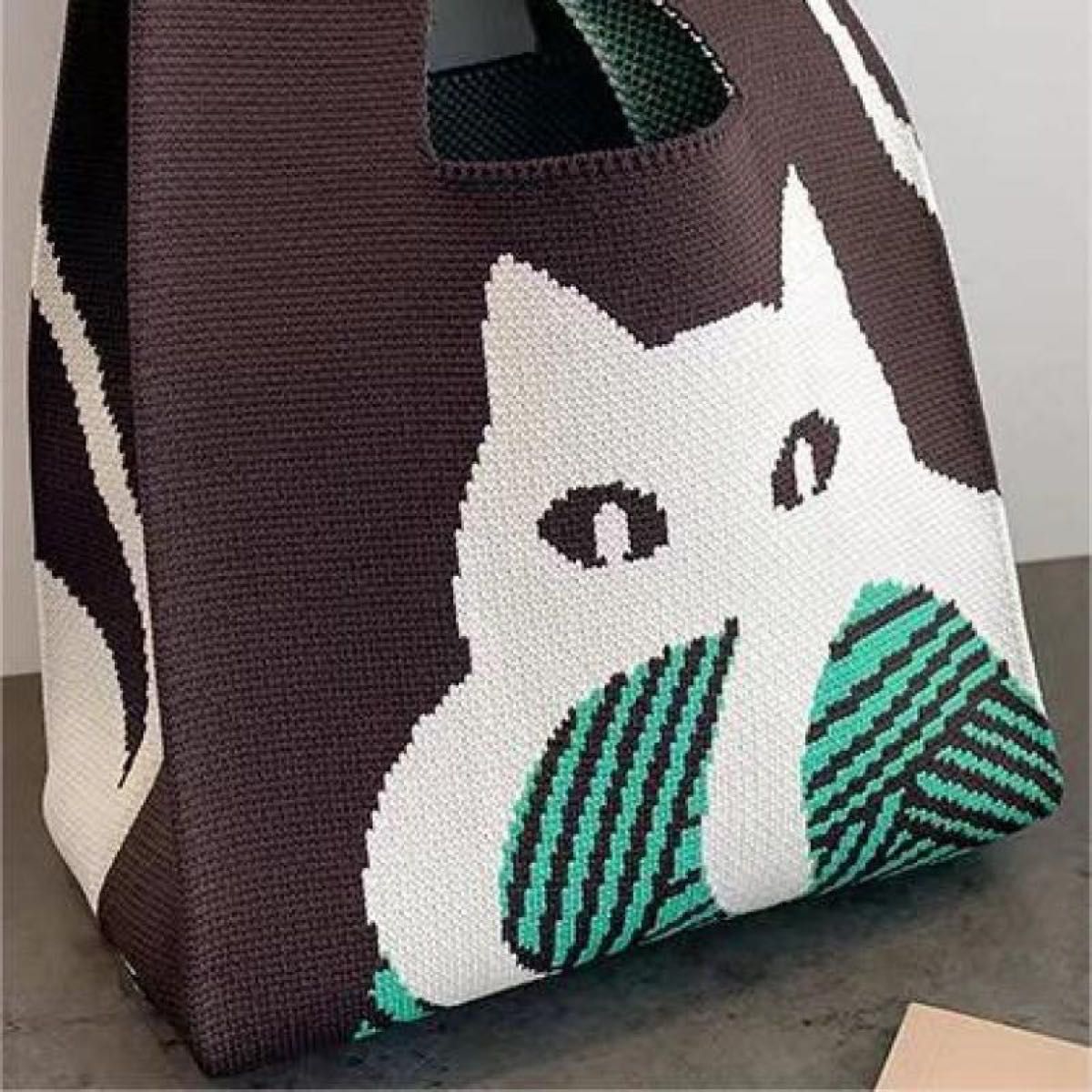 【新品】トートバッグ　カバン　手提げカバン　ネコバッグ　バッグインバッグ　エコバッグ　プレゼント　ねこ　小さめバッグ　カバン　