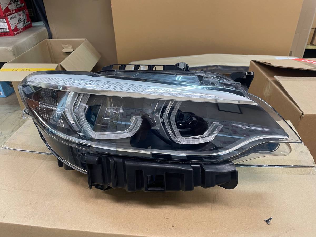 純正◆BMW 2シリーズ　F22LCI◆右LEDヘッドライト◆6311.7469.786◆ 中古品_画像1