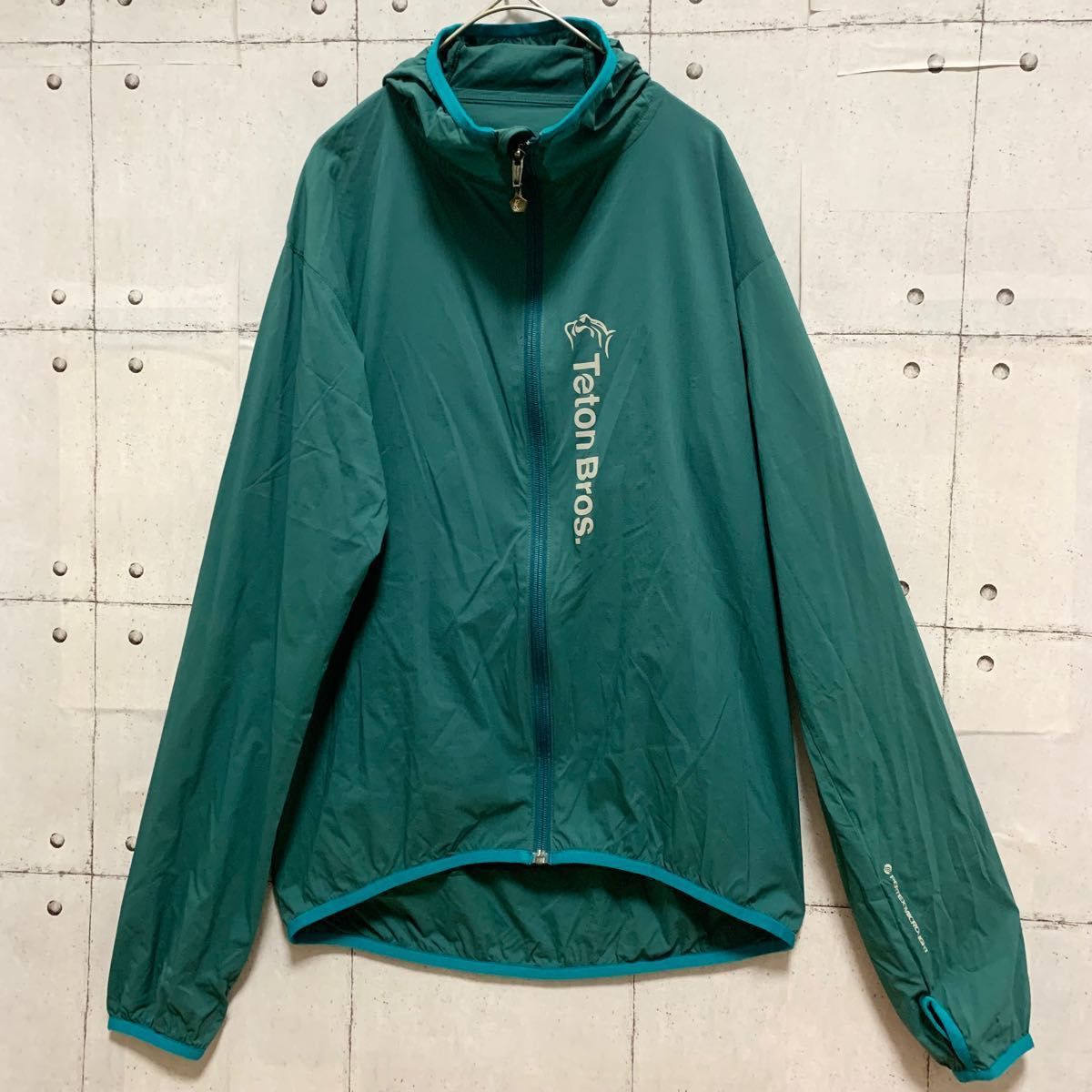 Teton bros. ティートンブロス ナイロンパーカーMグリーン