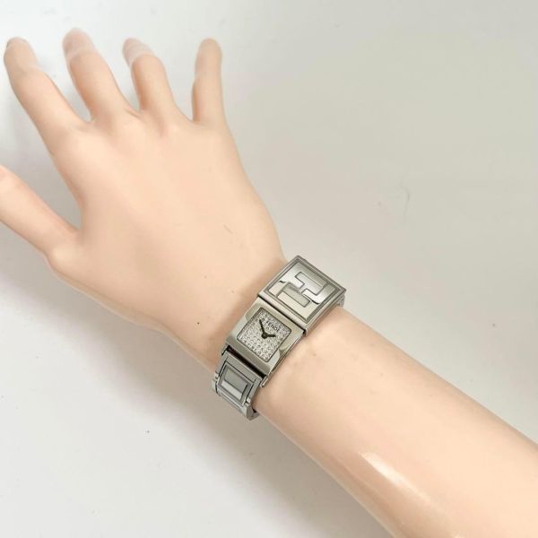 478 FENDI フェンディ時計 レディース腕時計 ダイヤ シークレットブレス-
