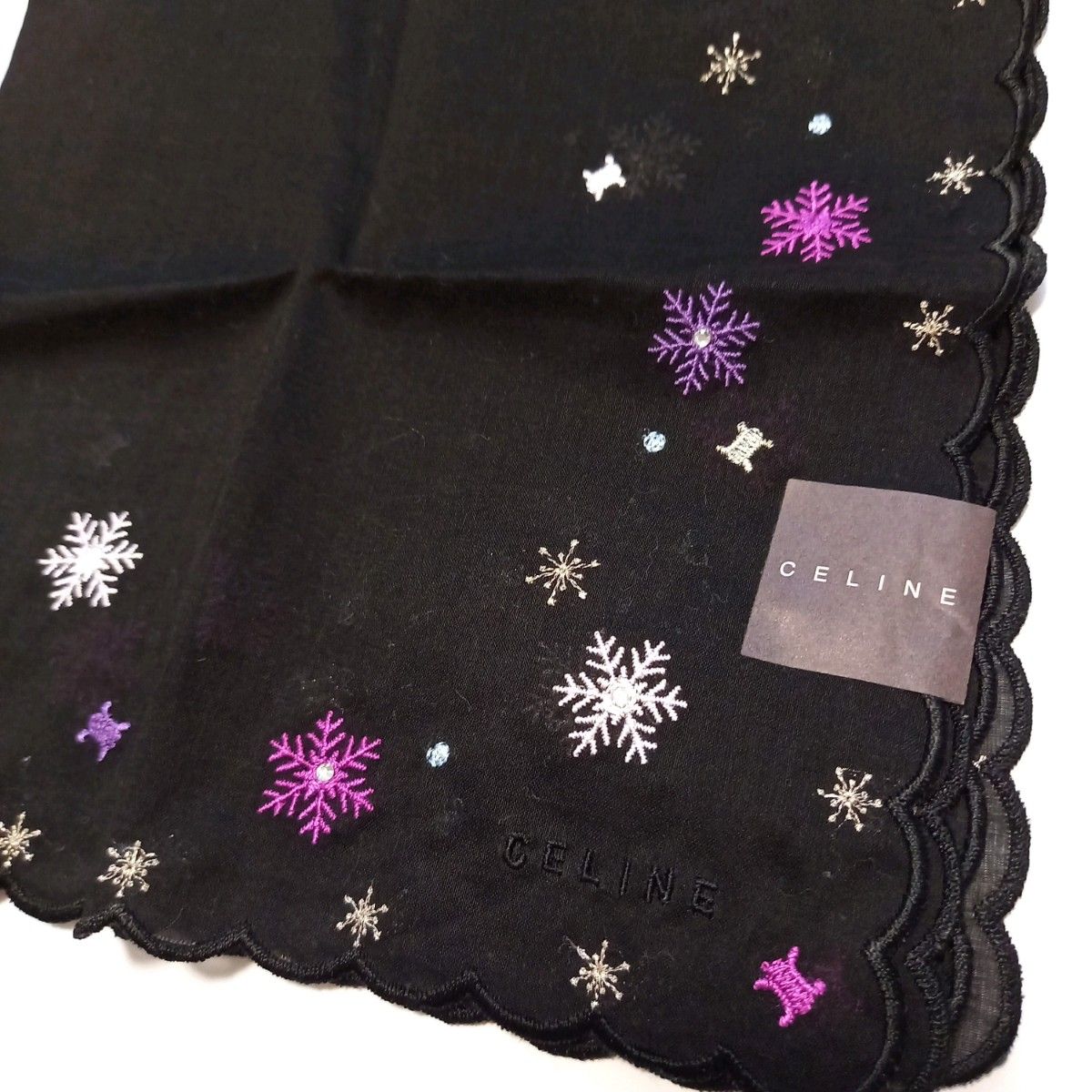 CELINE　セリーヌ　ハンカチ　刺繍　ウインターカラー　雪の結晶　