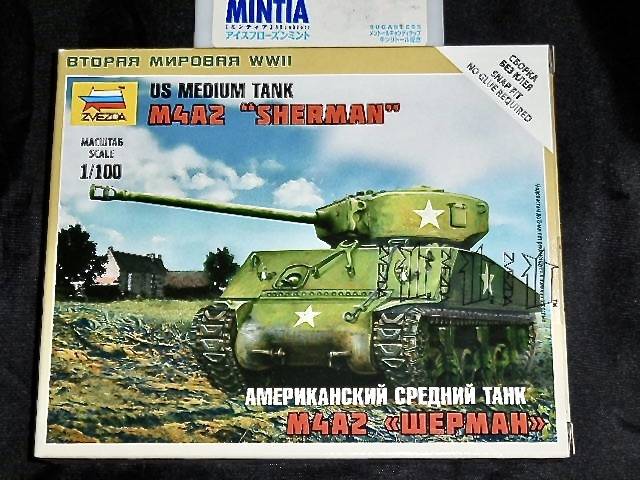 ZVEZDA 1/100 US MEDIUM TANK M4A2 SHERMAN 未開封品 アメリカ シャーマン ズベズダ_画像2