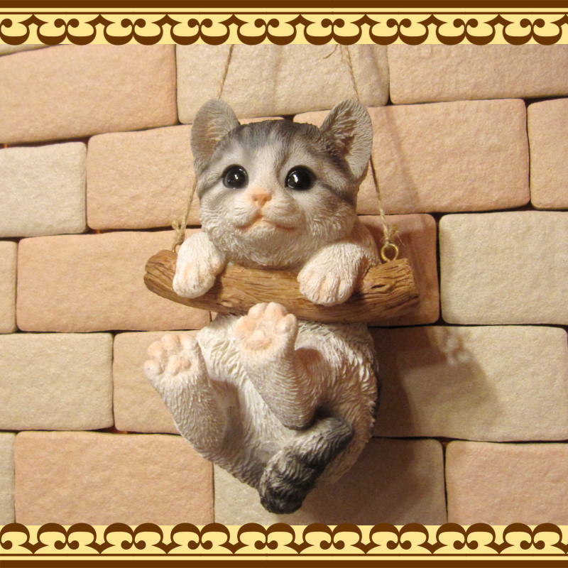 猫　置物　リアルな猫の置物　ブランコキャット　グレー　フィギア　ネコのオブジェ　ガーデニング　玄関先　陶器　茶とら_画像3