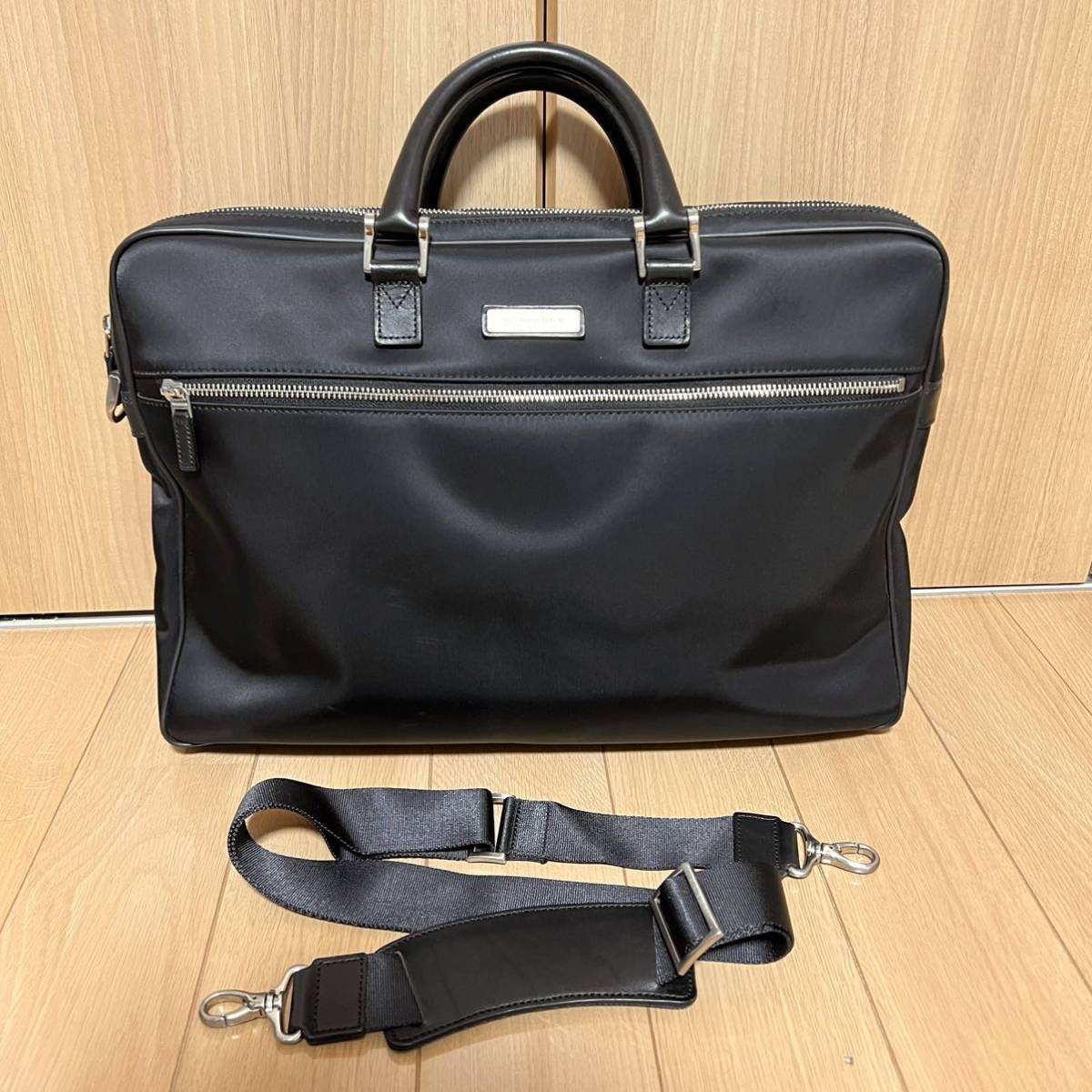 BURBERRY 2気室 2WAY ビジネスバッグ ショルダーバッグ 黒 ナイロン レザー メンズ ノバチェック ブリーフケース_画像1