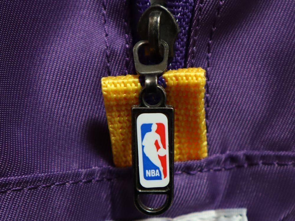 デッドストック 未使用 90s ビンテージ NBA オフィシャル品 ロサンゼルス レイカーズ LOS ANGELES LAKERS バスケットボールシューズ バッグ_画像10