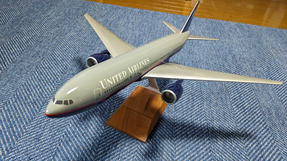 【レア品】PACMIN パックミン B777-200 ユナイテッド航空 1/100 中古美品 大型航空模型_画像1