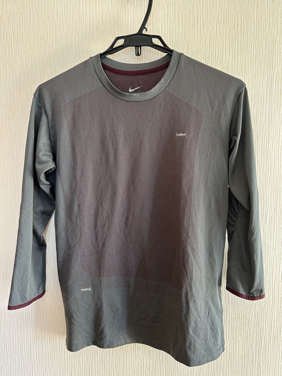 NIKELab × UNDERCOVER GYAKUSOU  7歩袖Tシャツ 