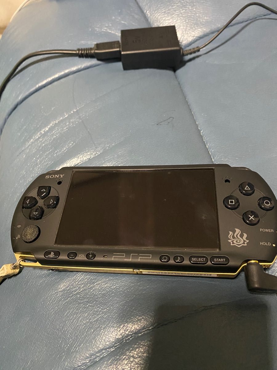 PSP モンハンモデル　美品